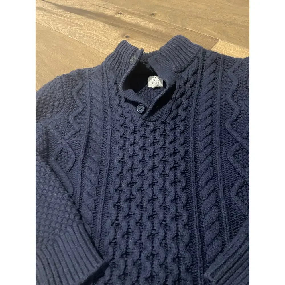 GAP Navy Knit Sweater with Fleece Collar – Size Medium